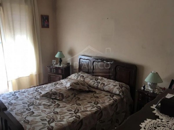 Venta de Casa 4 AMBIENTES en Marcos Paz