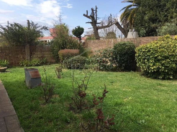 Venta de Casa 4 AMBIENTES en Marcos Paz