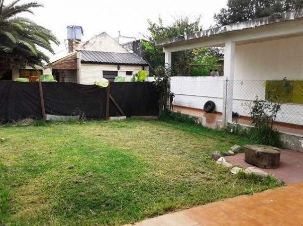 Venta de Casa 3 AMBIENTES en Haedo