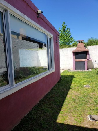 OPORTUNIDAD VALOR Casa 3 Ambientes En Castelar Norte