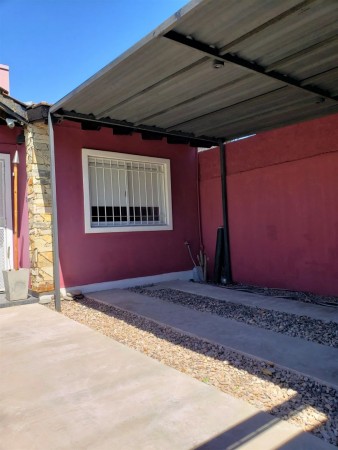 OPORTUNIDAD VALOR Casa 3 Ambientes En Castelar Norte