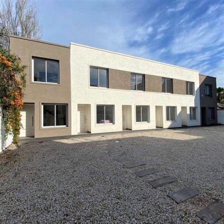 Venta de Duplex 3 AMBIENTES a Estrenar en Ituzaingo Norte