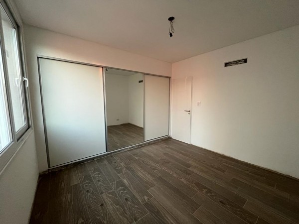 Venta de Departamento 3 AMBIENTES en Castelar Sur