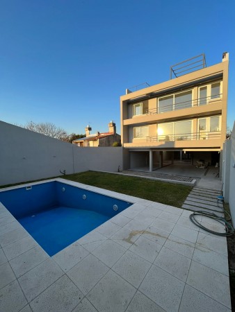 Venta de Departamento 3 AMBIENTES en Castelar Sur