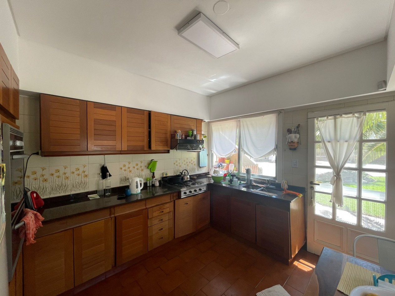 Imponente Chalet 5 Ambientes En Venta En Haedo Apto Credito