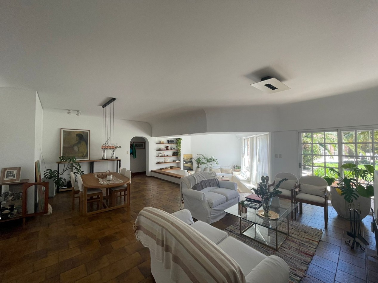 Imponente Chalet 5 Ambientes En Venta En Haedo Apto Credito