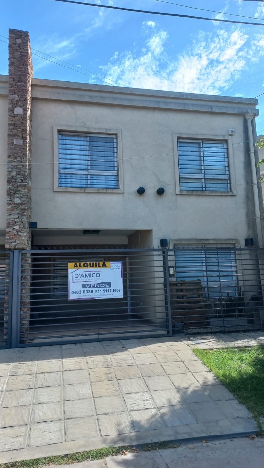Duplex 4 Ambientes Ituzaingo Norte Cercano Santa Rosa