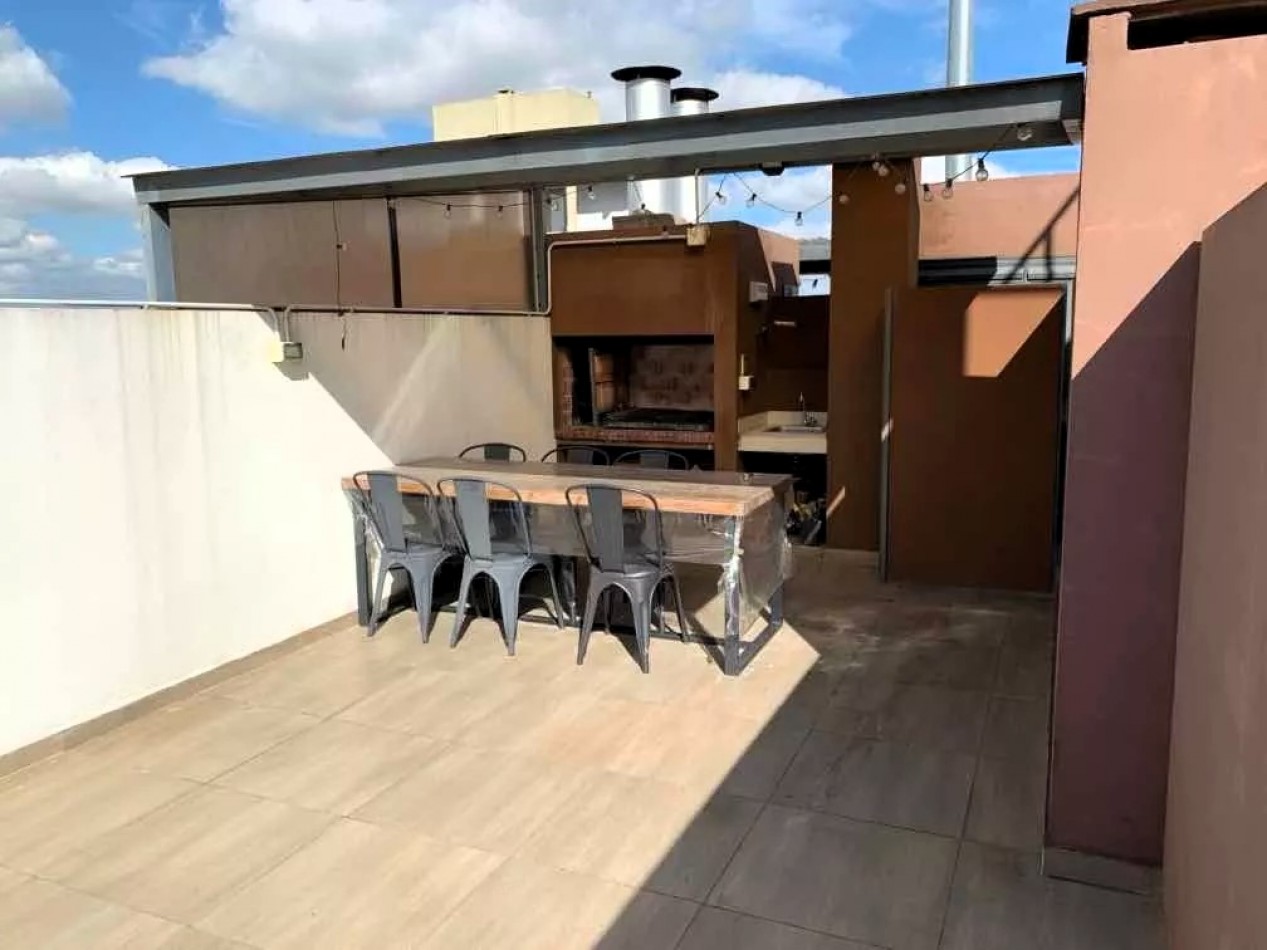 Depto Monoambiente Amplio con Terraza Privada En Castelar Sur