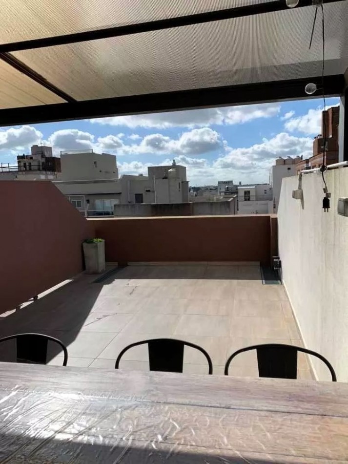 Depto Monoambiente Amplio con Terraza Privada En Castelar Sur