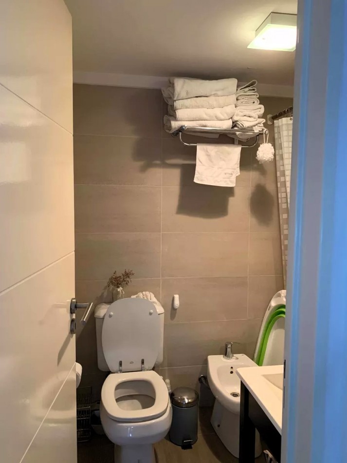 Depto Monoambiente Amplio con Terraza Privada En Castelar Sur