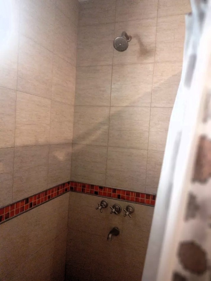 Casa 3 Ambientes En Castelar Norte