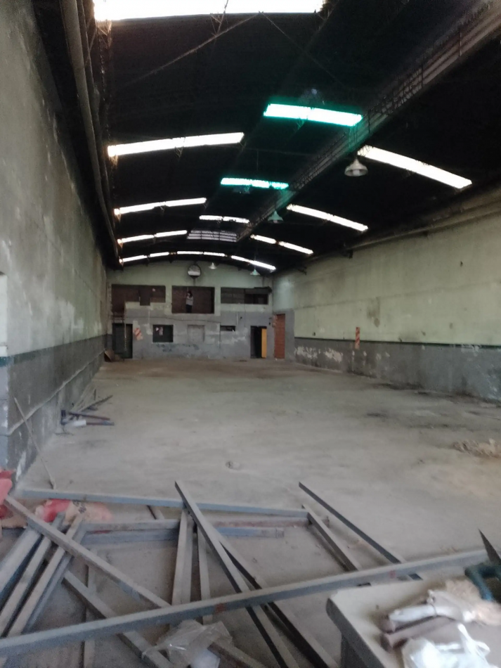 Alquiler de Galpon en San Justo a 50mts de Camino de Cintura