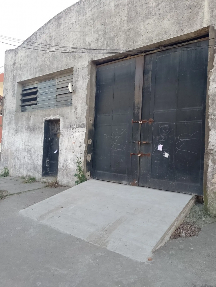 Alquiler de Galpon en San Justo a 50mts de Camino de Cintura