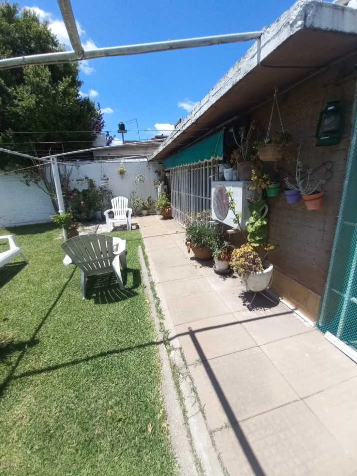 Excelente Oportunidad Casa 3 Ambientes C/Parque En Ituzaingo