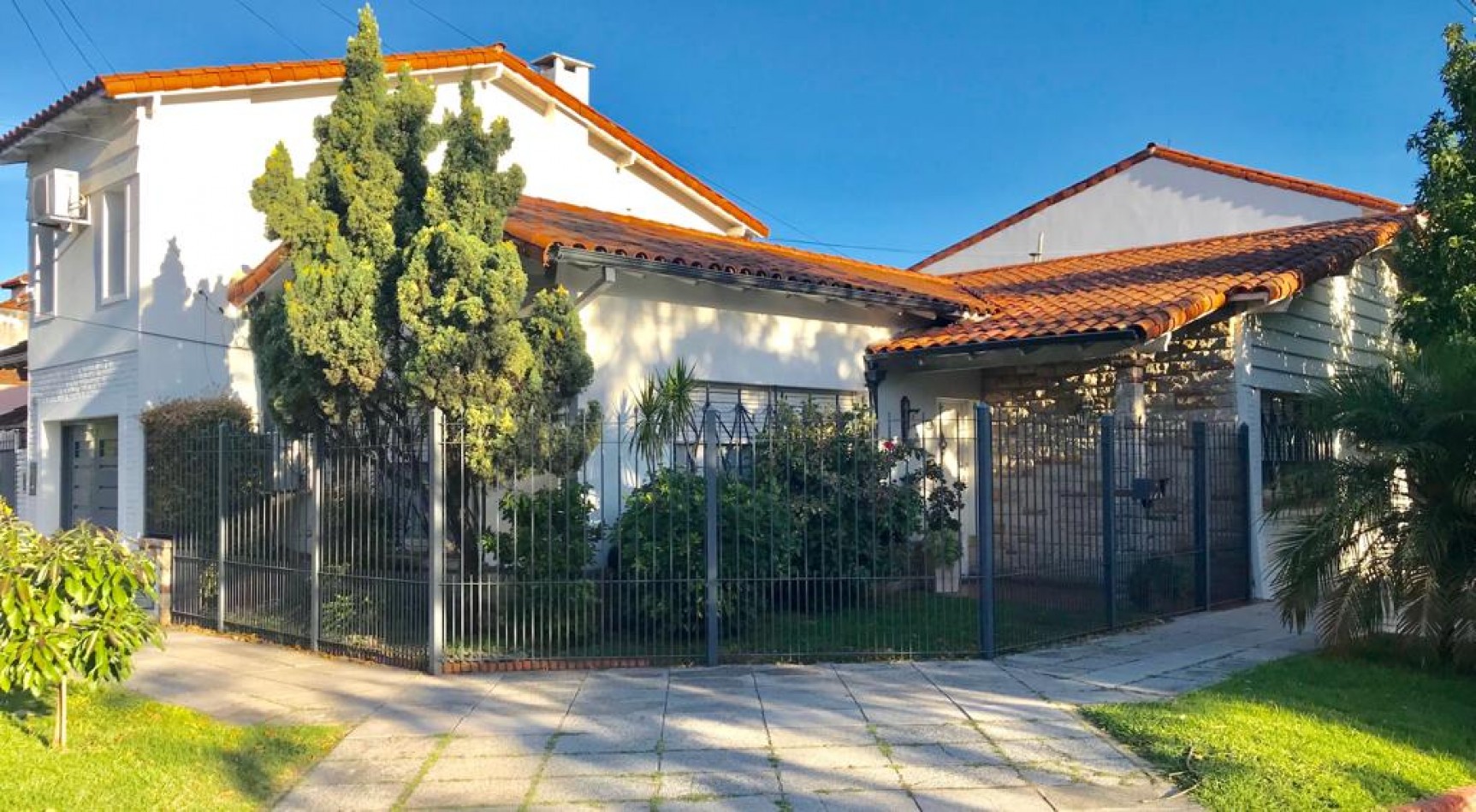 Venta De Chalet 5 Ambientes En Parque Ayerza Castelar Norte