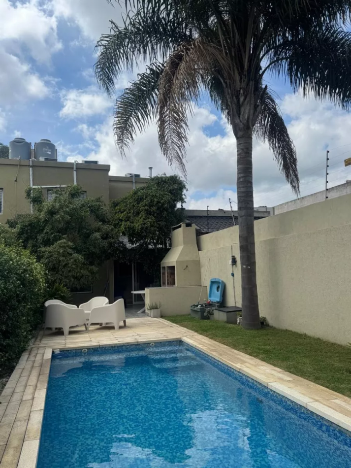 Duplex 4 Ambientes C/Fondo Pileta En Ituzaingo 
