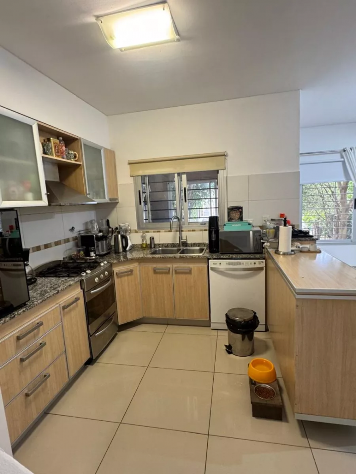 Duplex 4 Ambientes C/Fondo Pileta En Ituzaingo 