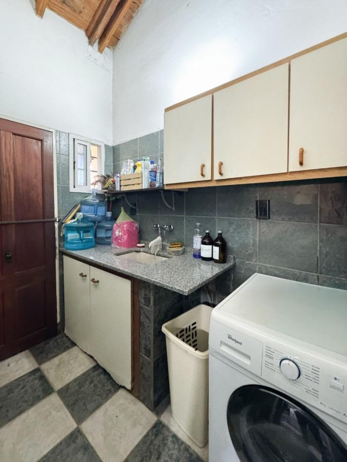 Casa 4 Ambientes C/Fondo y Pileta En Parque San Martin Merlo Apto Credito