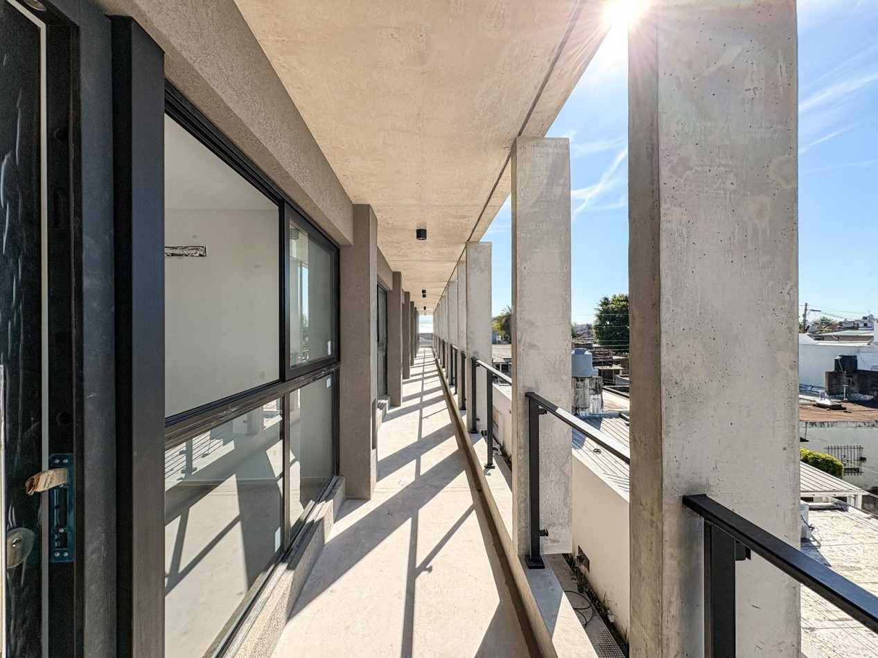 Depto 2 Amb a Estrenar En Complejo Acuamarina Moron Sur 