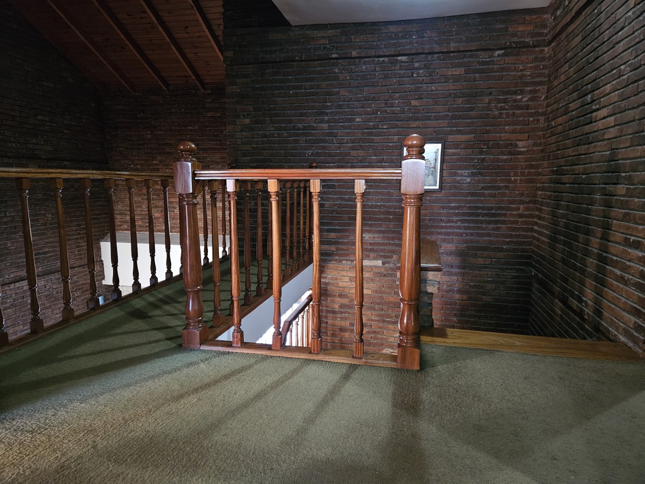 Chalet 4 Amb en Zona Residencial Castelar Norte Apto Credito