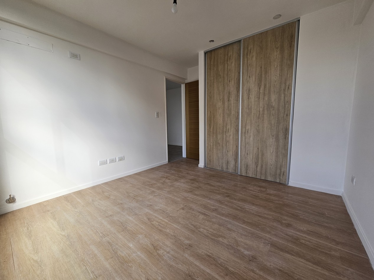 Venta De Departamento 2 Ambientes En Moron Centro