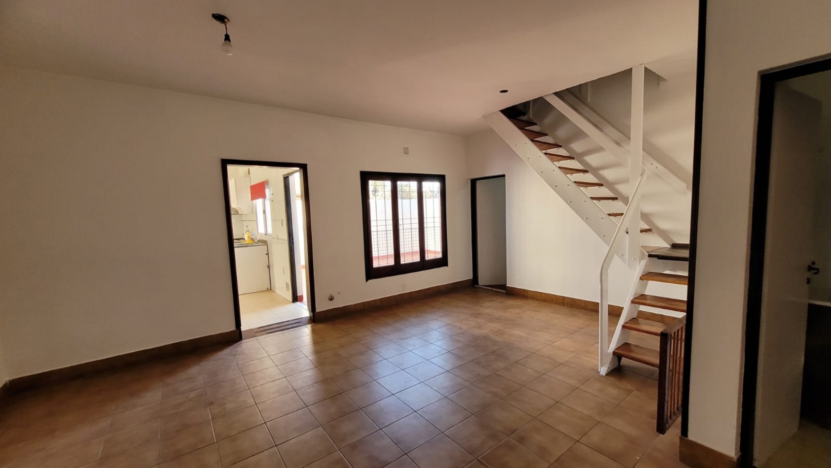 Duplex 4 Ambientes Con Cochera En Castelar Norte