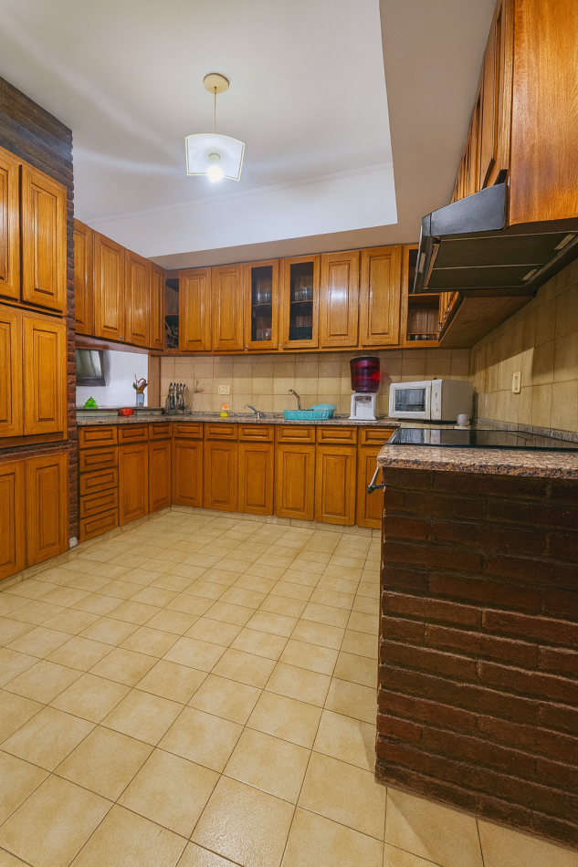 Chalet 4 Amb en Zona Residencial Castelar Norte Apto Credito