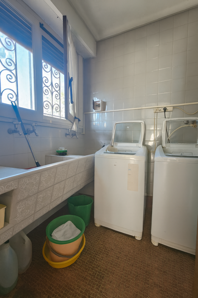 Chalet 6 Ambientes C/Fondo y Pileta En Castelar Norte