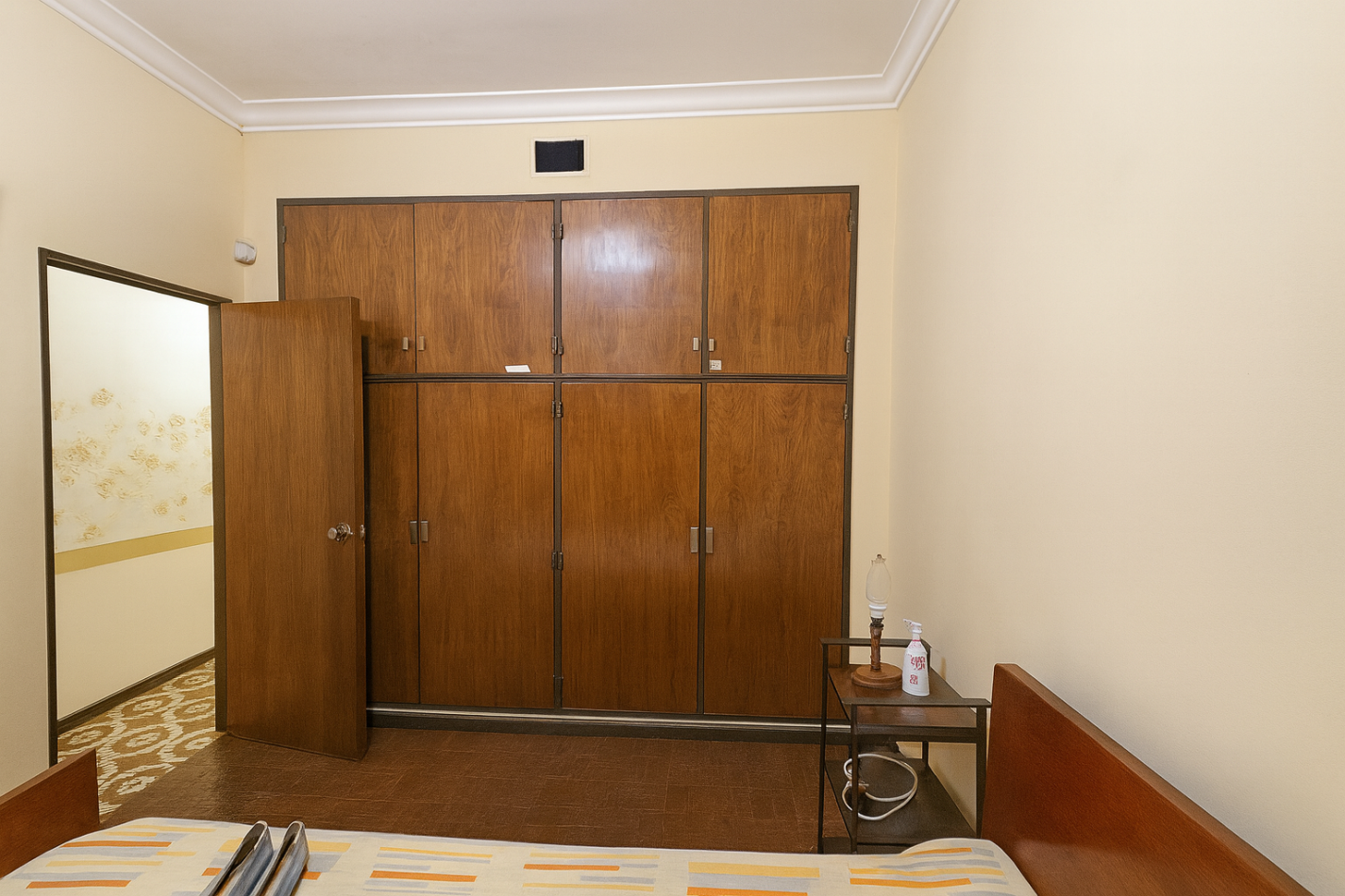 Chalet 6 Ambientes C/Fondo y Pileta En Castelar Norte