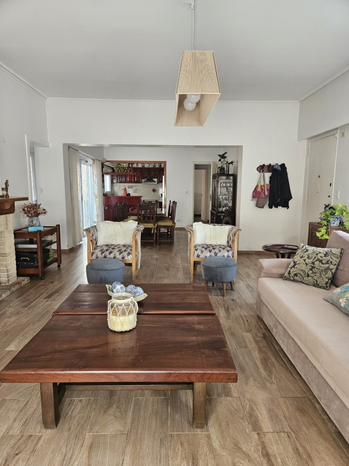 Venta De Chalet 5 Ambientes En Parque Ayerza Castelar Norte