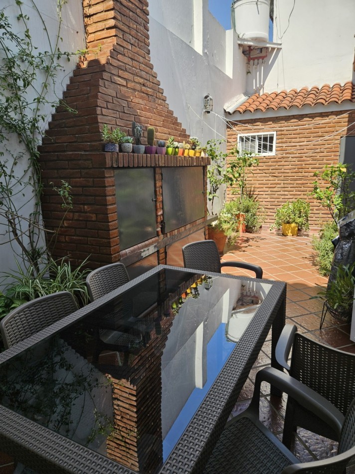 Venta De Chalet 5 Ambientes En Parque Ayerza Castelar Norte