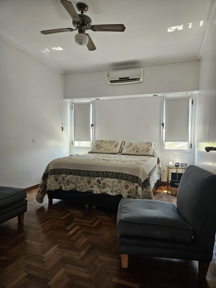 Venta De Chalet 5 Ambientes En Parque Ayerza Castelar Norte