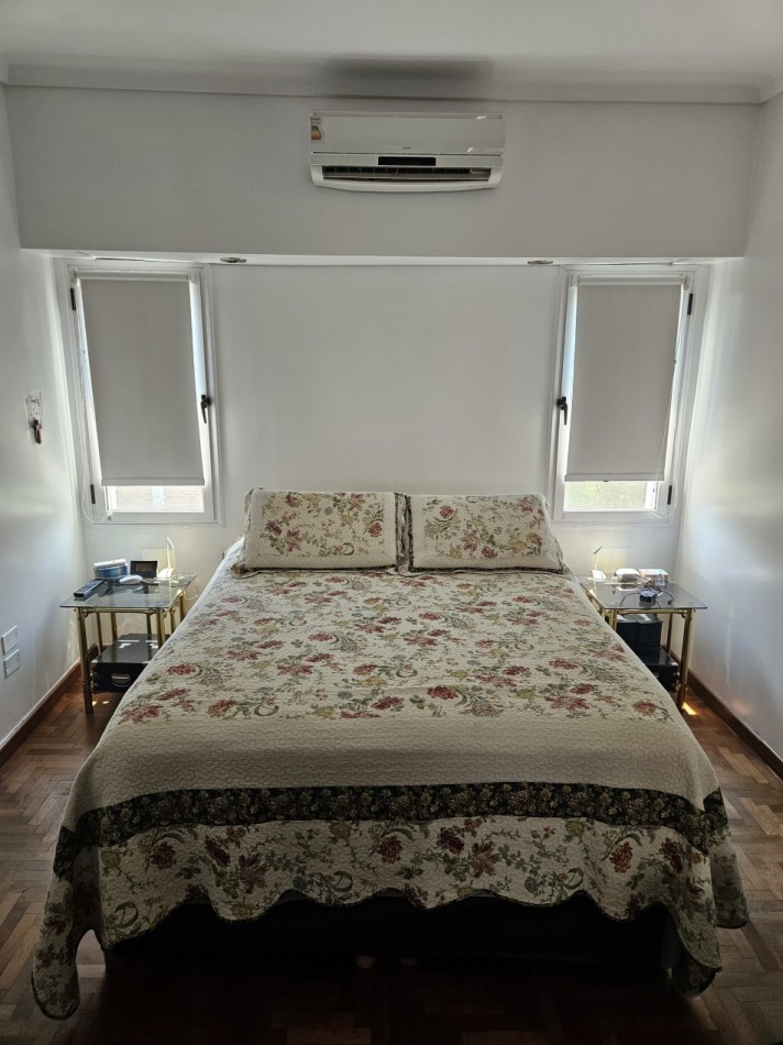 Venta De Chalet 5 Ambientes En Parque Ayerza Castelar Norte