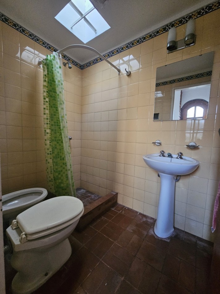 Chalet 4 Amb en Zona Residencial Castelar Norte Apto Credito