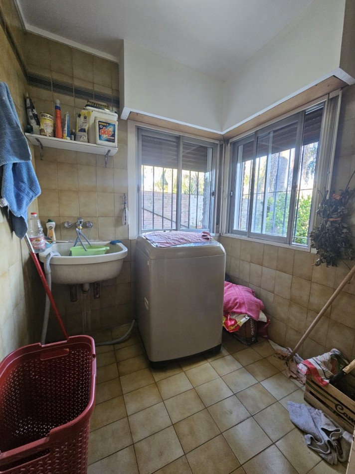 Chalet 4 Amb en Zona Residencial Castelar Norte Apto Credito