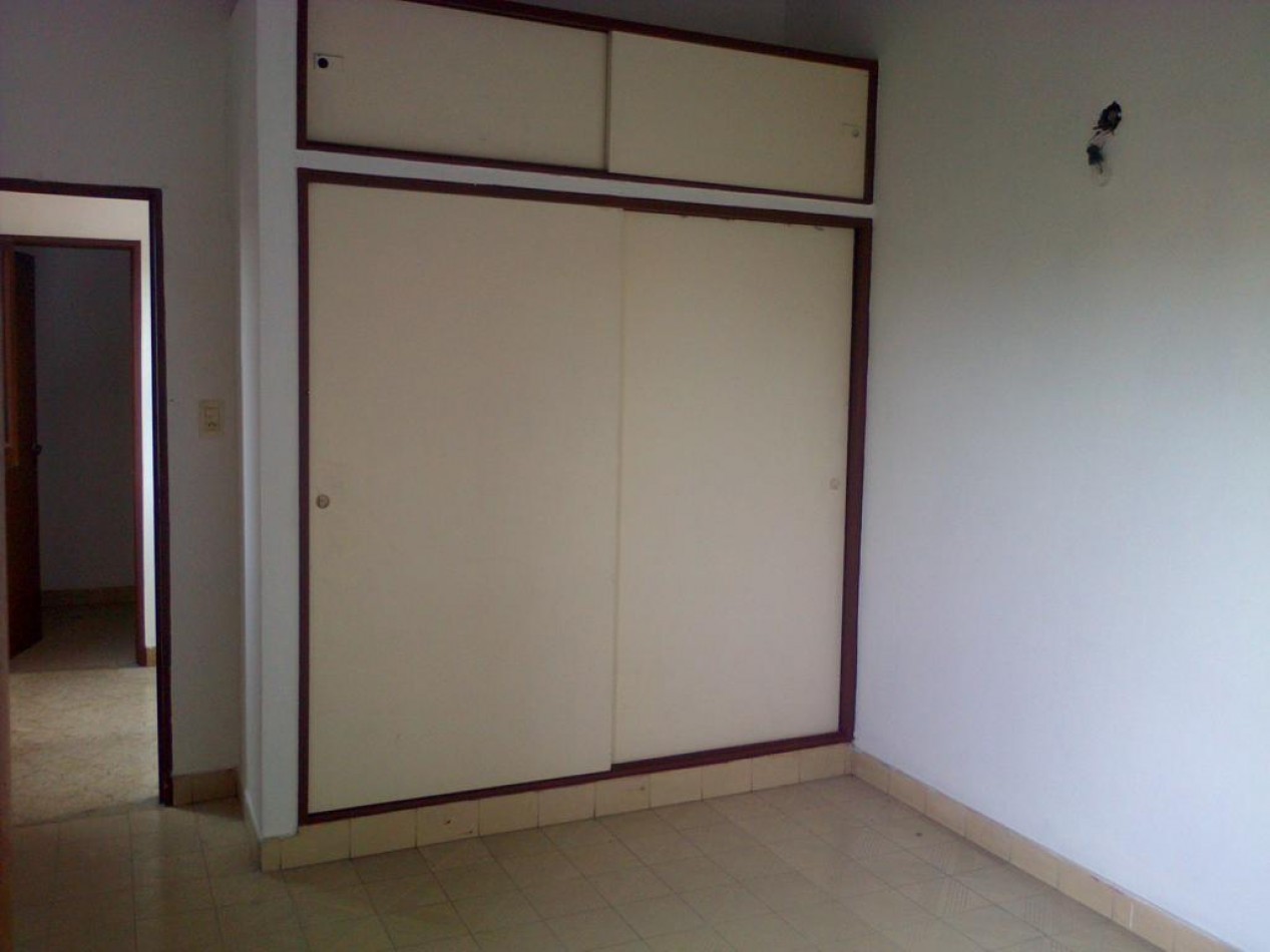 Alquiler Duplex 4 Ambientes Con Cochera En Castelar Norte