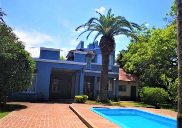 Venta de Casa 4 AMBIENTES en Villa Udaondo, Ituzaingo