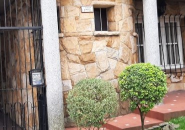 Venta de Casa 5 AMBIENTES en Castelar Norte Parque Ayerza